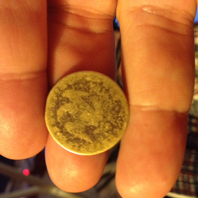 Unfamiliar-Brass-Token?-Coin?-Very-Worn...